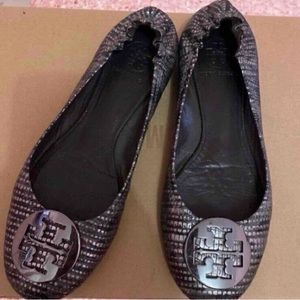 Flats Tory Burch